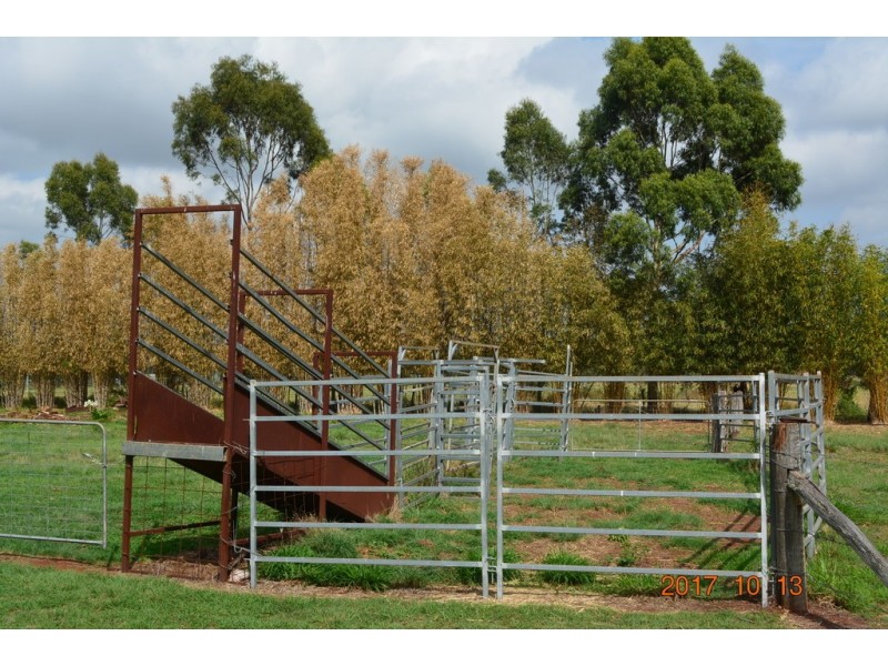 Tablelands QLD 4605
