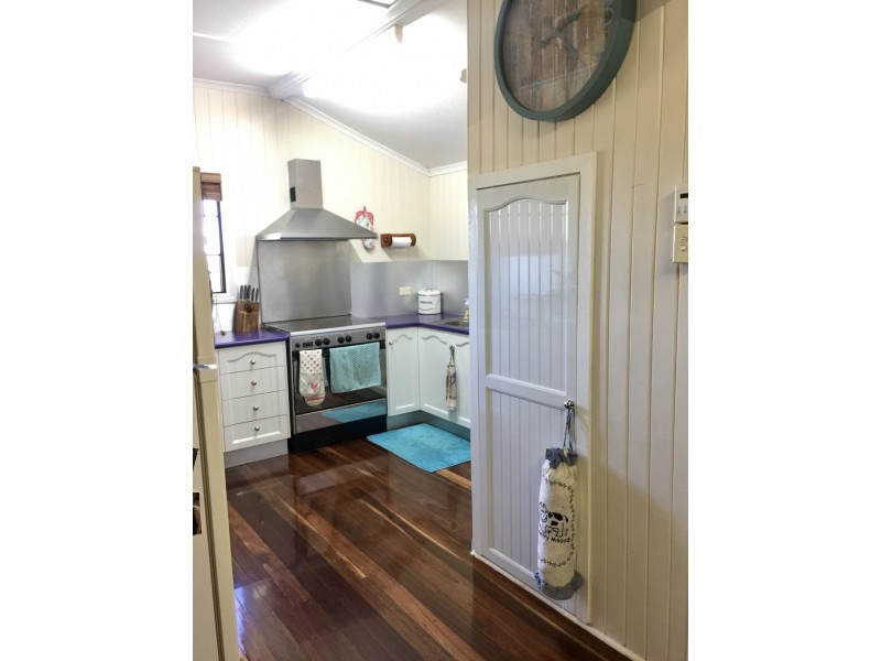 Tablelands QLD 4605