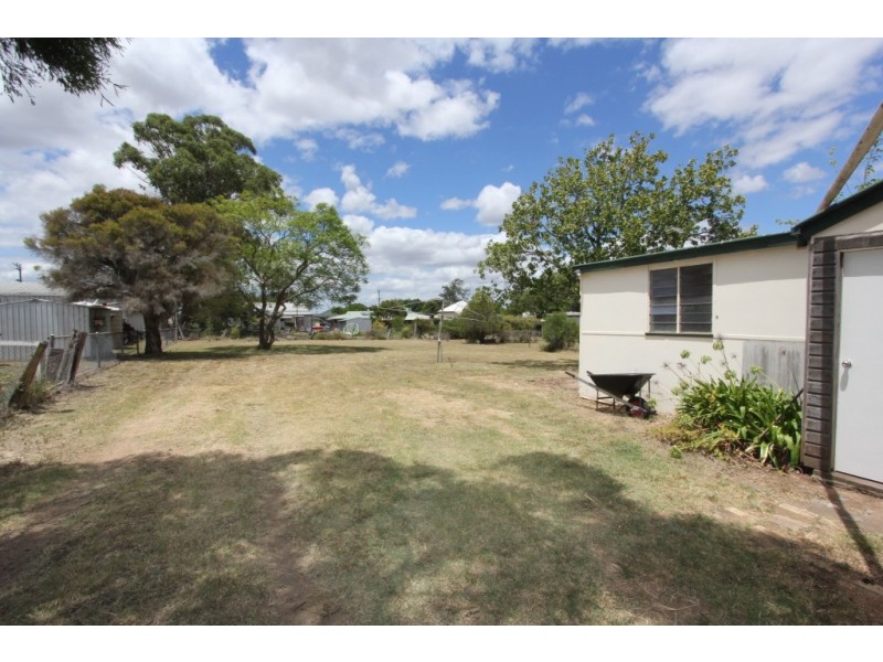 1 Reen St, Kingaroy QLD 4610