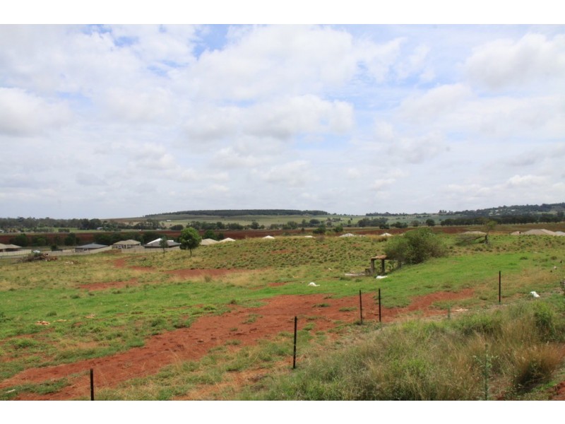 11 CASUARINA STREET, Kingaroy QLD 4610