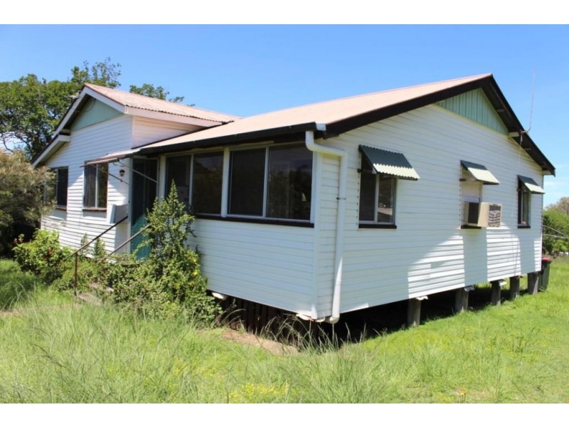 15 Wills Street, Nanango QLD 4615