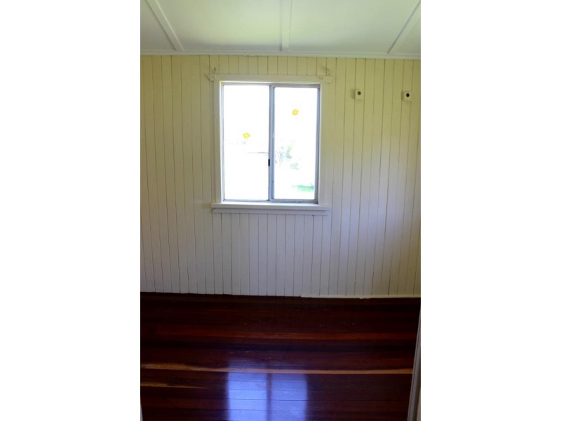 15 Wills Street, Nanango QLD 4615