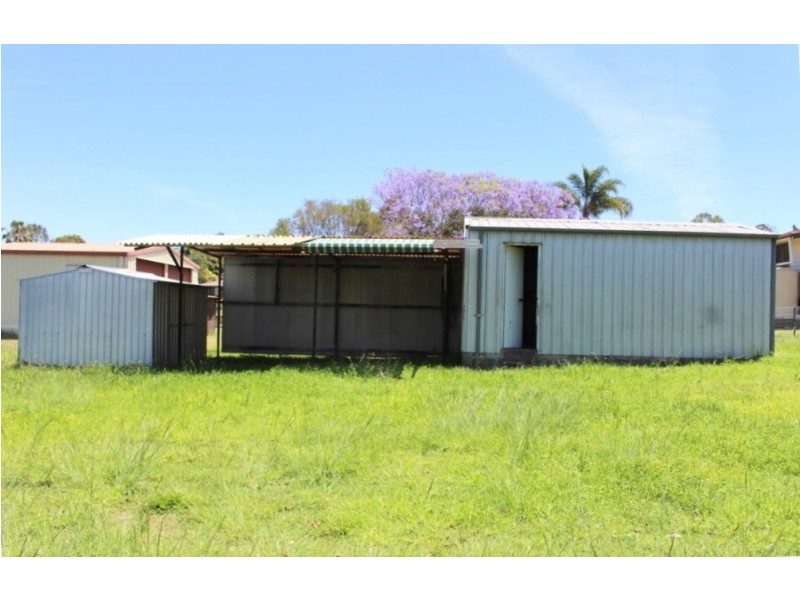 15 Wills Street, Nanango QLD 4615