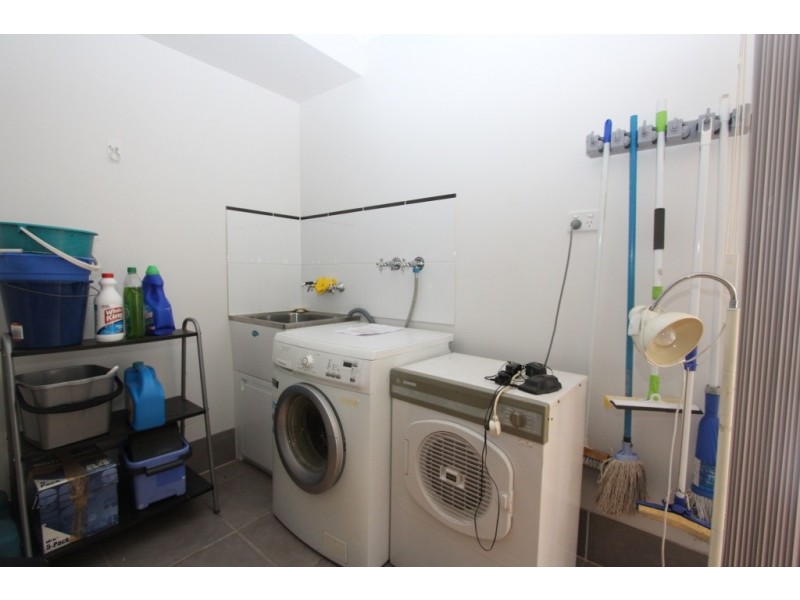 82 Windsor Circle, Kingaroy QLD 4610