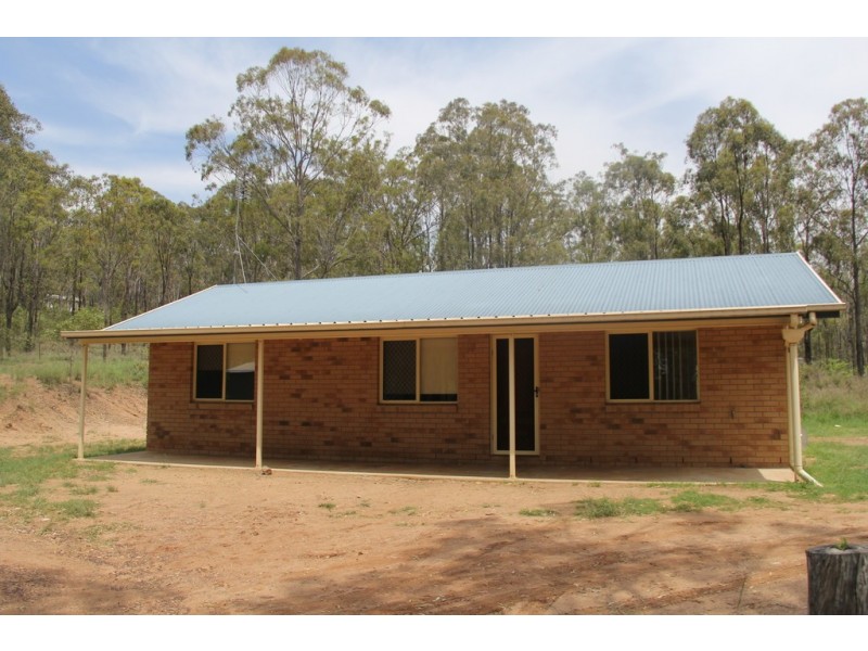11 Mcnichol Road Wattle Camp, Kingaroy QLD 4610