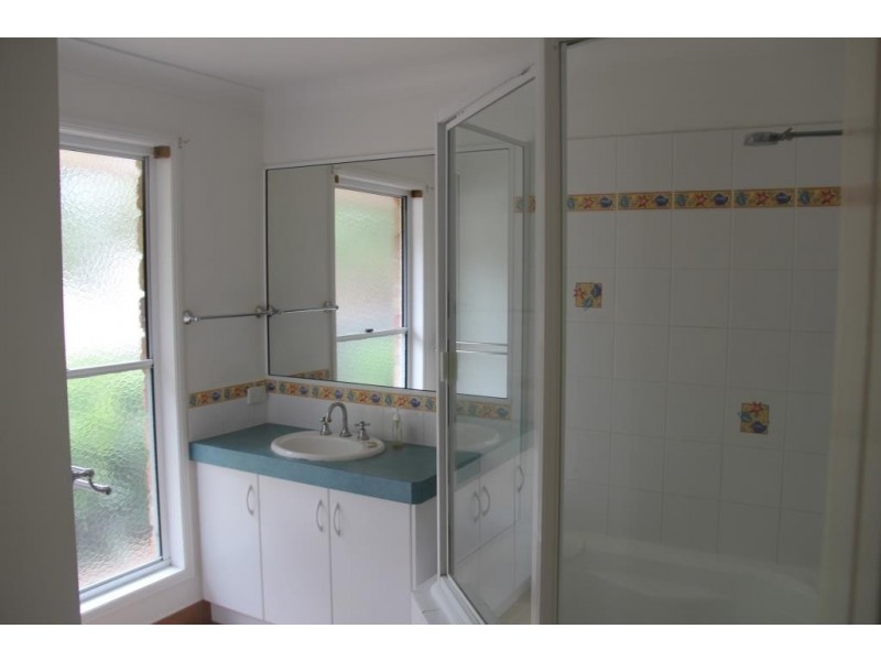 13 AVOCADO CRESCENT, Kingaroy QLD 4610