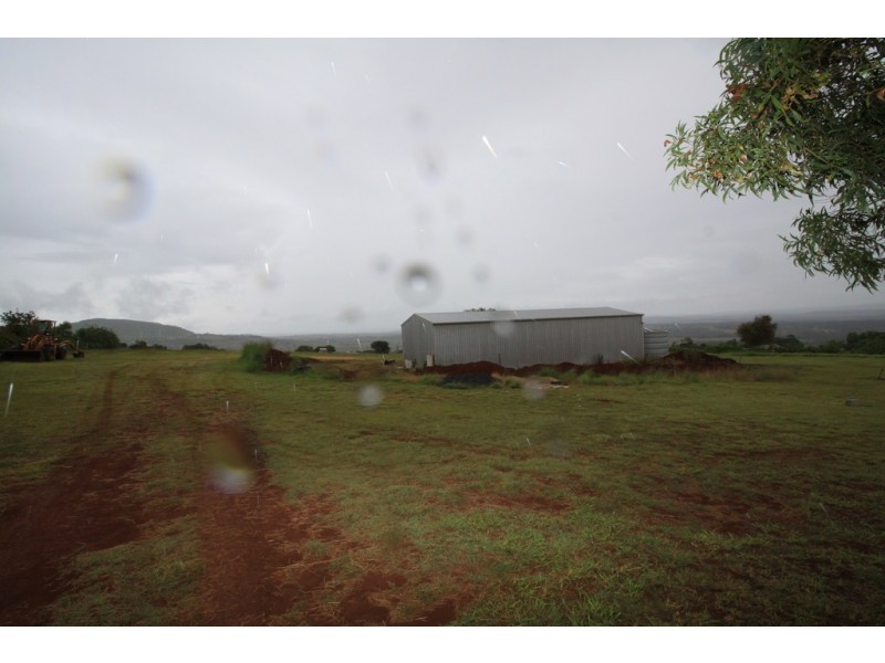 292 CROWNTHORPE ROAD, Tablelands QLD 4605