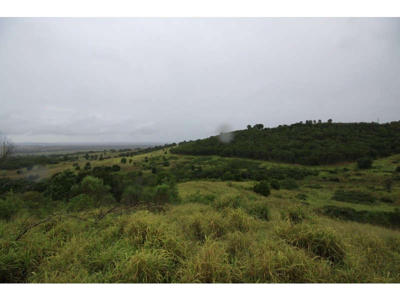 292 CROWNTHORPE ROAD, Tablelands QLD 4605