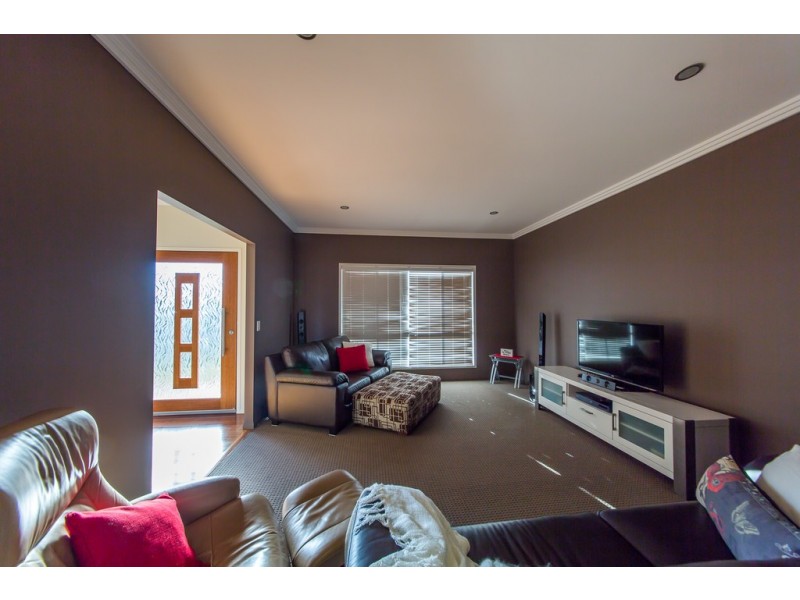 170 PREMIER DRIVE, Kingaroy QLD 4610