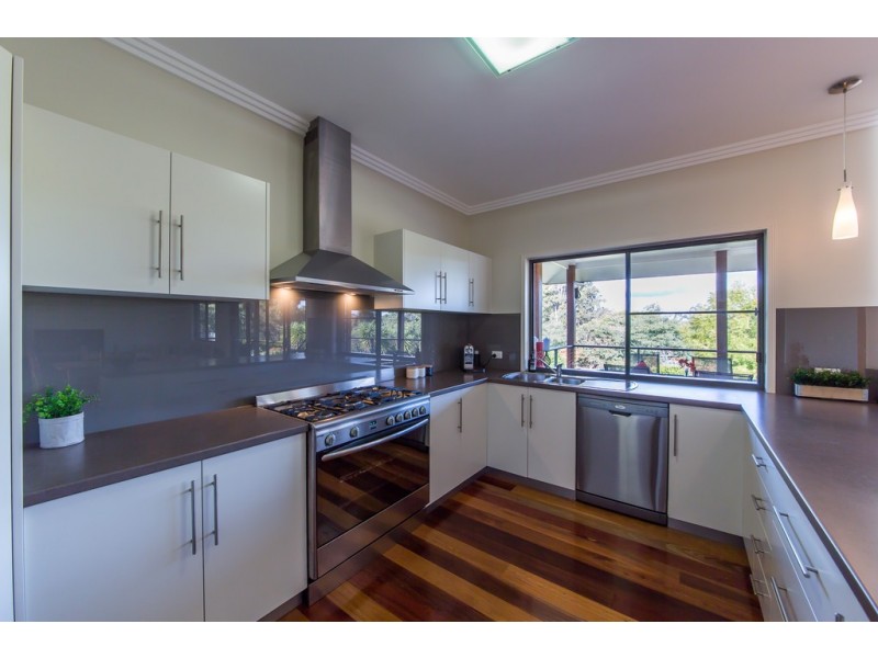 170 PREMIER DRIVE, Kingaroy QLD 4610