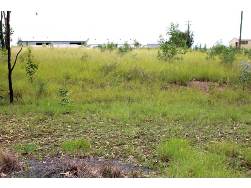 11 Knowles Road, Nanango QLD 4615