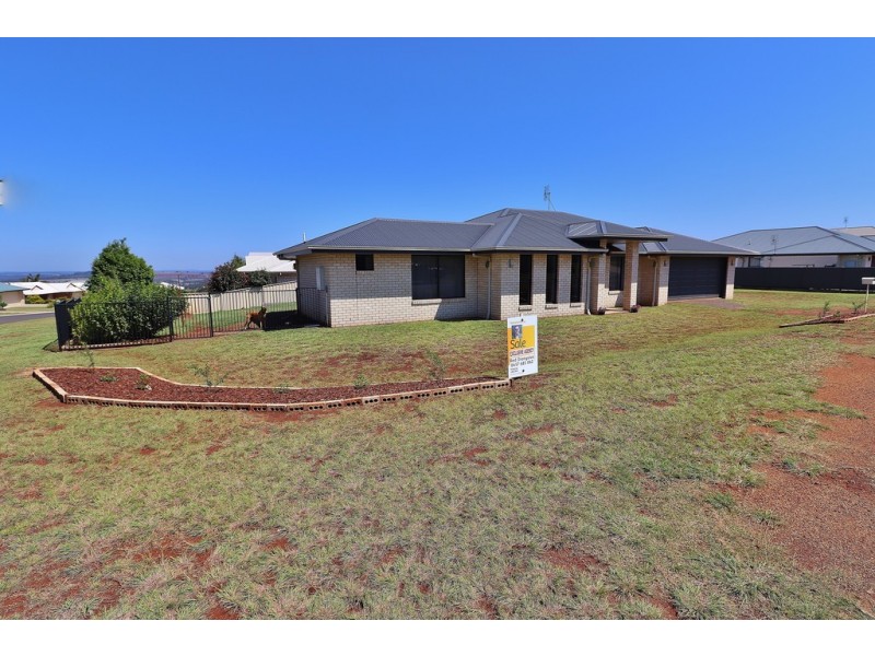 17 BRIDGEMAN PARADE, Kingaroy QLD 4610