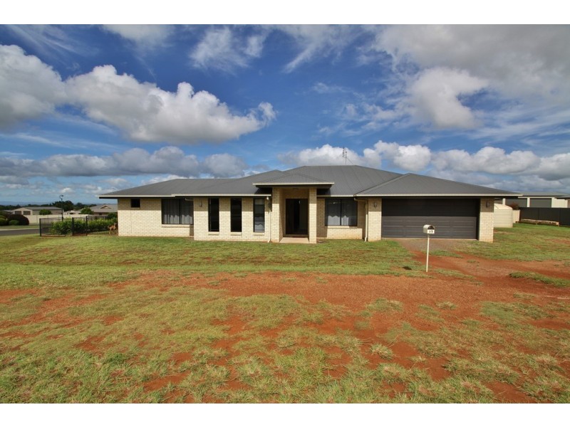 17 BRIDGEMAN PARADE, Kingaroy QLD 4610