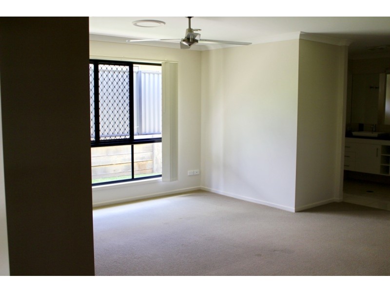 12 Allan Place, Kingaroy QLD 4610