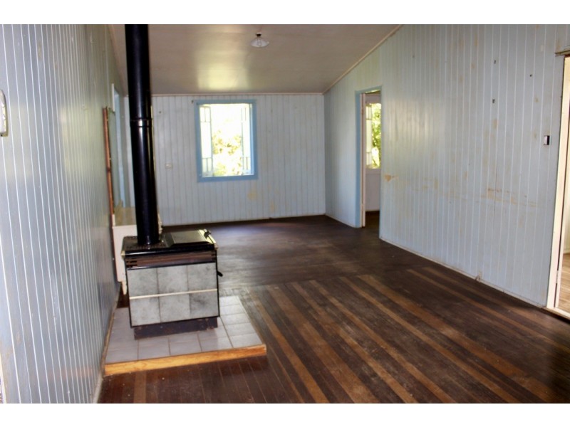 34 Avoca Street, Kingaroy QLD 4610