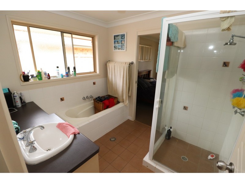 70 IVY STREET, Kingaroy QLD 4610