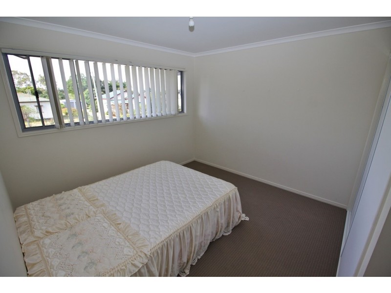 1 6 GLADYS STREET, Kingaroy QLD 4610