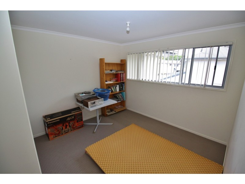 1 6 GLADYS STREET, Kingaroy QLD 4610