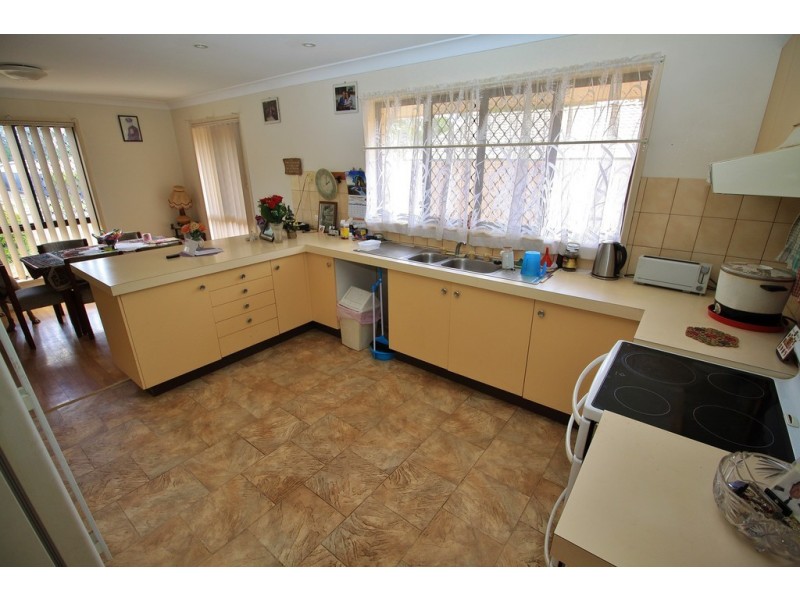 4 COWIE DRIVE, Kingaroy QLD 4610