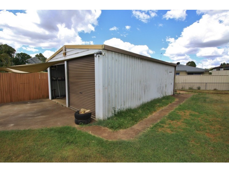4 COWIE DRIVE, Kingaroy QLD 4610