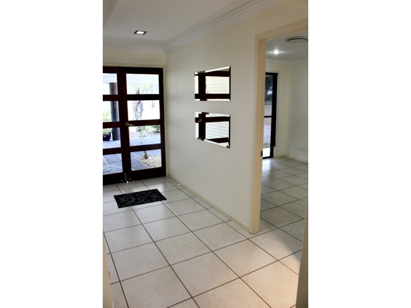 47 Tara Avenue, Nanango QLD 4615