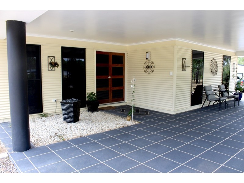 47 Tara Avenue, Nanango QLD 4615