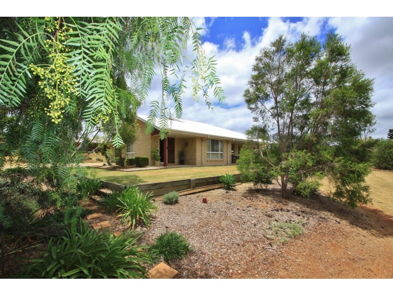 2 PINE COURT, Kingaroy QLD 4610