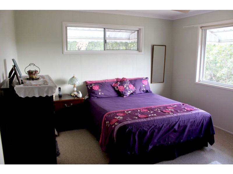 74 Hicken Way, Nanango QLD 4615