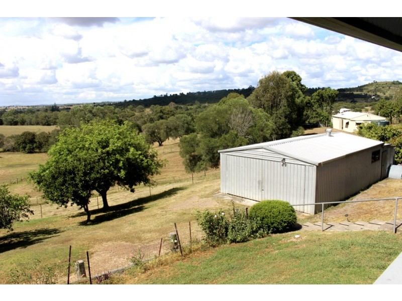 74 Hicken Way, Nanango QLD 4615