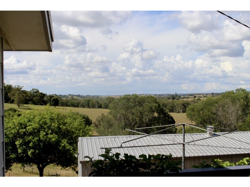 74 Hicken Way, Nanango QLD 4615