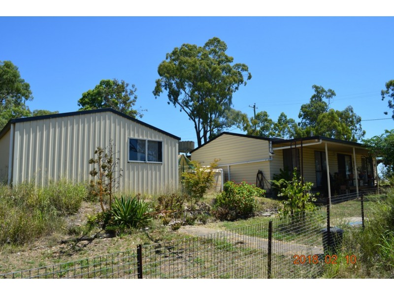 32 Beresford Street, Proston QLD 4613