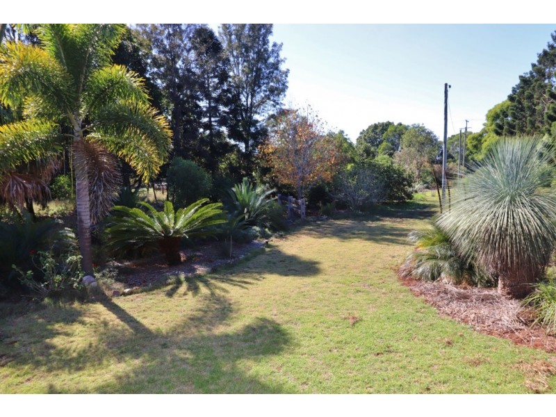 25 REDMANS ROAD, Kingaroy QLD 4610