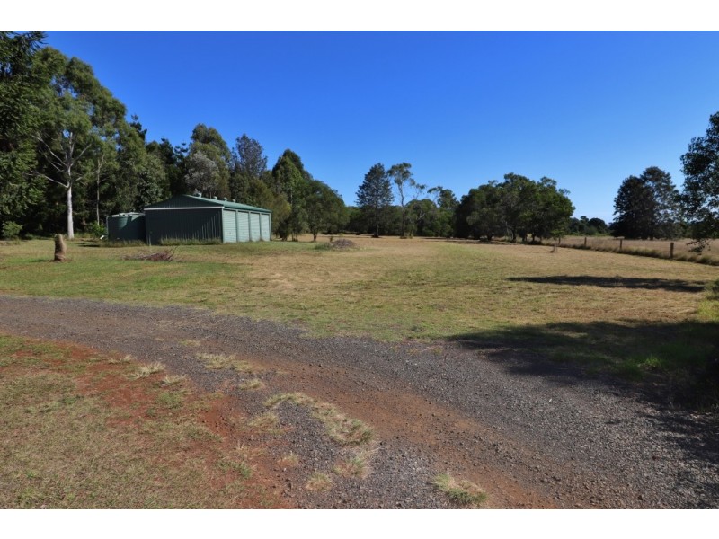 25 REDMANS ROAD, Kingaroy QLD 4610