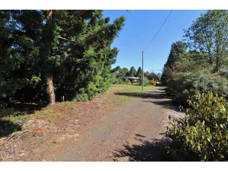 25 REDMANS ROAD, Kingaroy QLD 4610