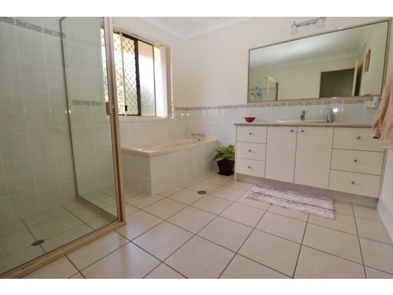 37 Macaulay Drive, Kingaroy QLD 4610