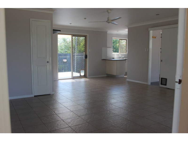 Unit 4 / 27-29 James Street, Kingaroy QLD 4610