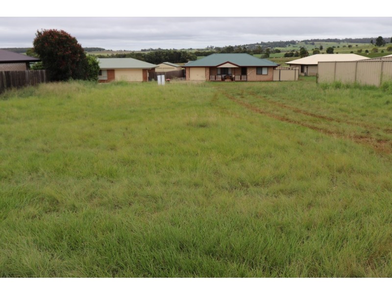 9 JACARANDA AVENUE, Kingaroy QLD 4610