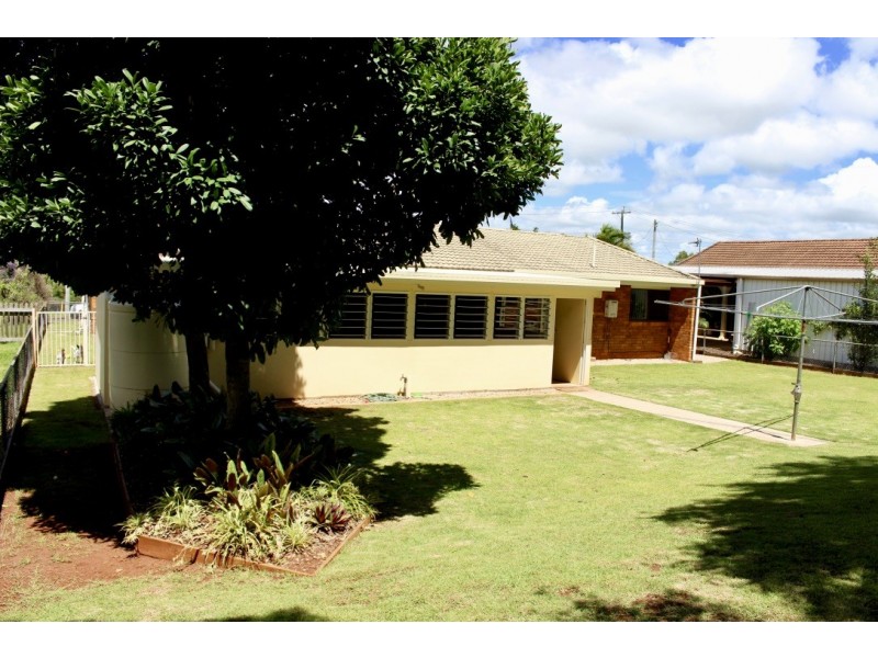 112 Ivy Street, Kingaroy QLD 4610