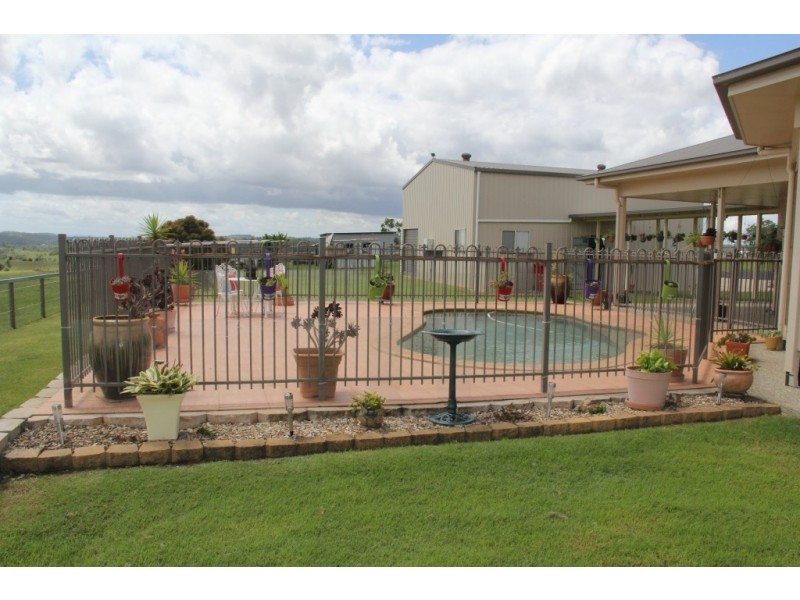 Blackbutt QLD 4306