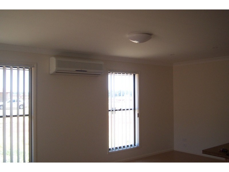 74 Ivy Street, Kingaroy QLD 4610