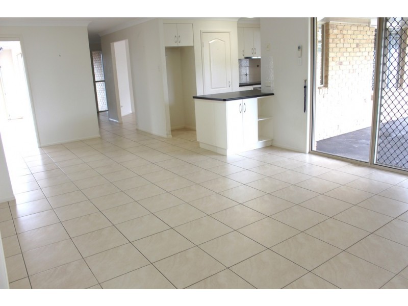 17 Bottlebrush, Kingaroy QLD 4610