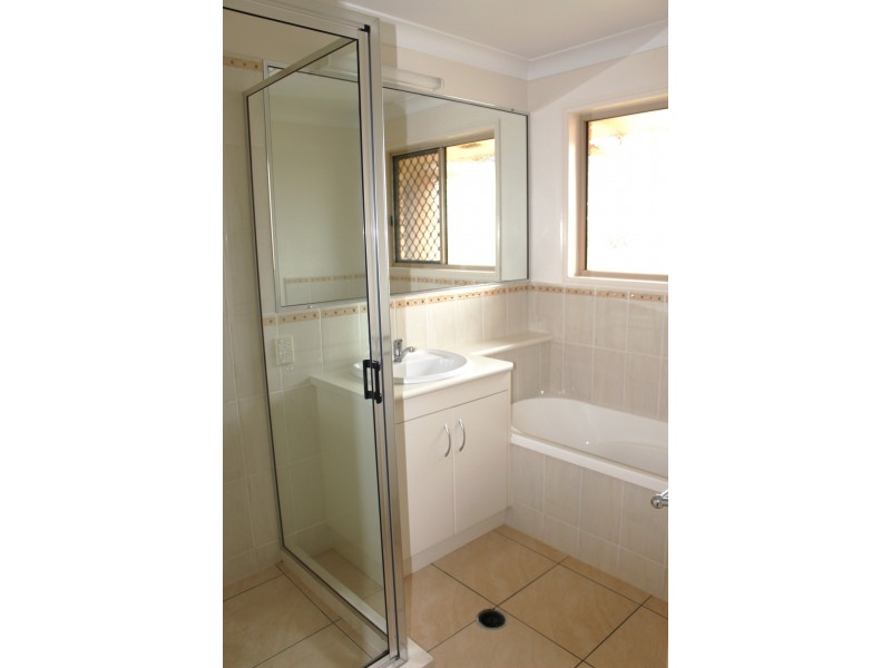 17 Bottlebrush, Kingaroy QLD 4610