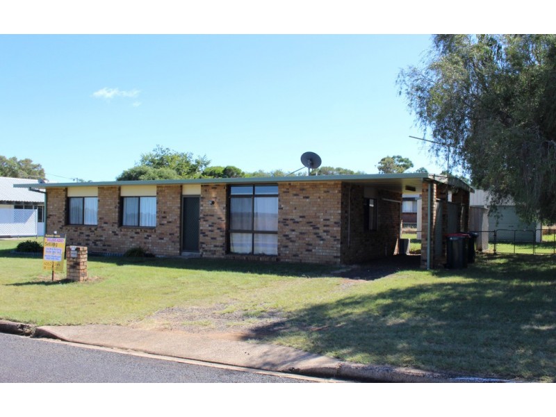 14 Kelvyn Street, Kingaroy QLD 4610