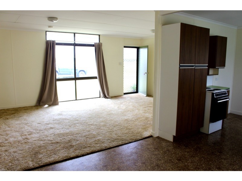 14 Kelvyn Street, Kingaroy QLD 4610