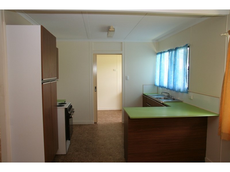 14 Kelvyn Street, Kingaroy QLD 4610