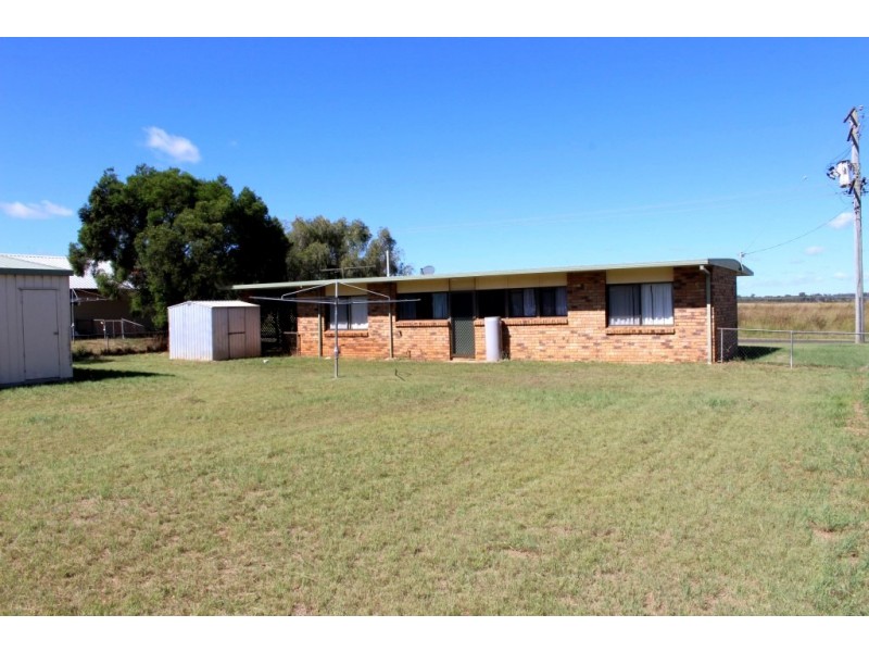14 Kelvyn Street, Kingaroy QLD 4610