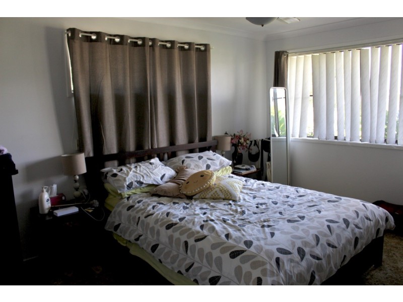 10 GLADYS STREET, Kingaroy QLD 4610