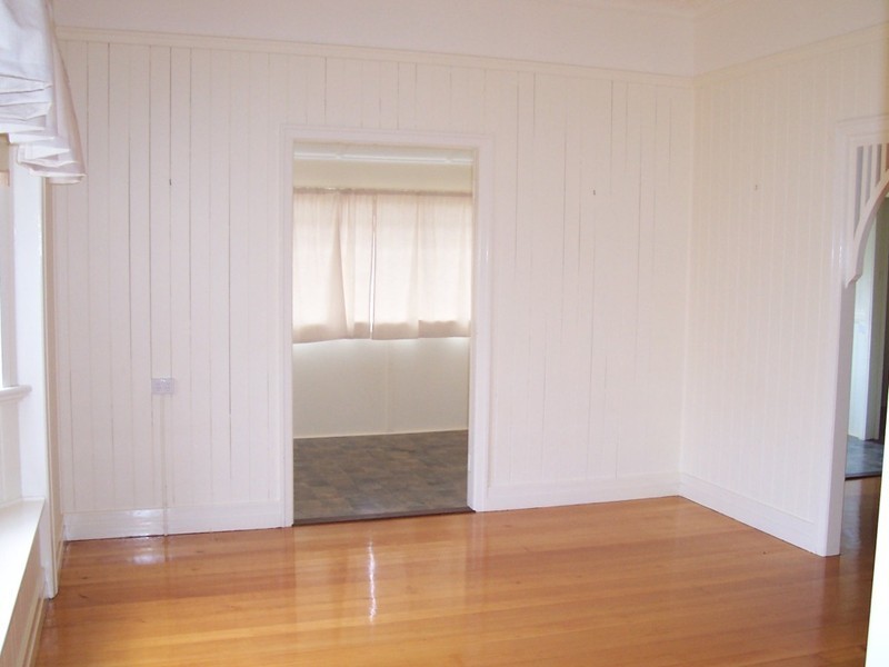 33 Carinya Street, Kingaroy QLD 4610