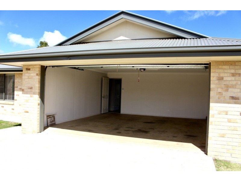 18 ROSELLA PARADE, Kingaroy QLD 4610