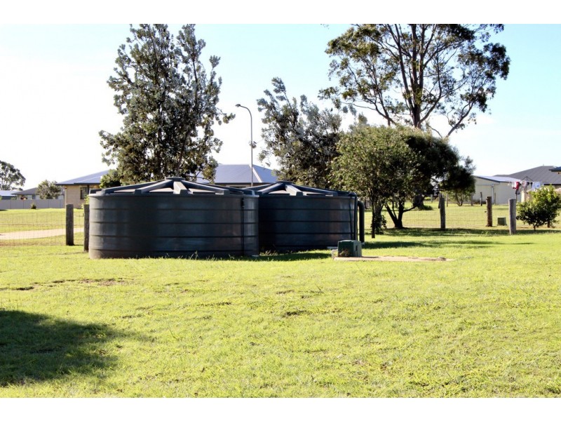 18 ROSELLA PARADE, Kingaroy QLD 4610